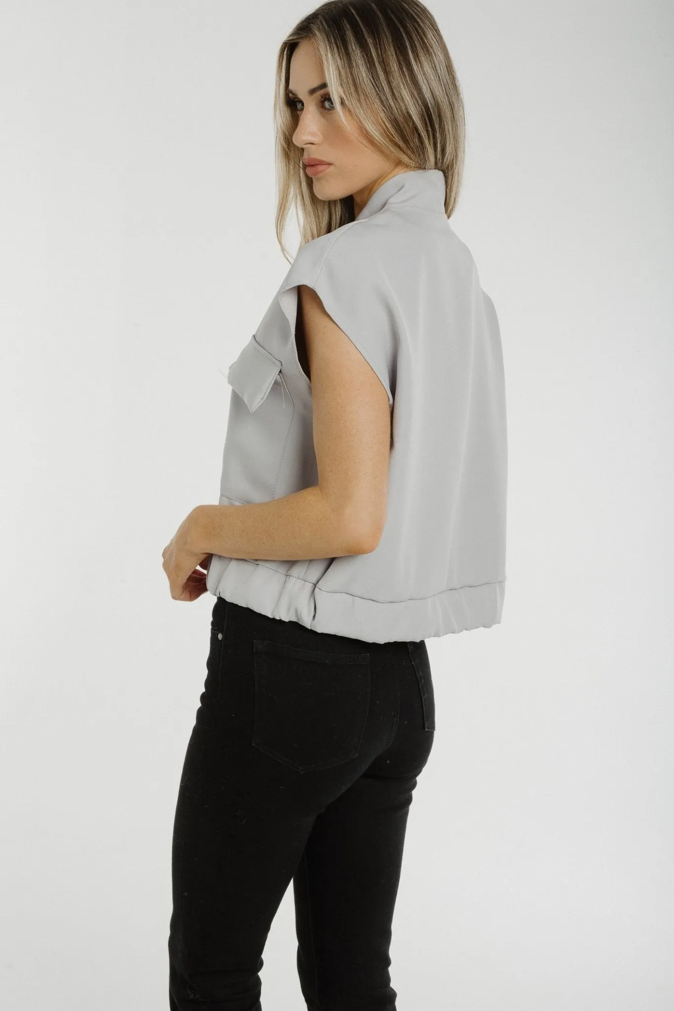 Aria Sleeveless Jacket In Dove Grey