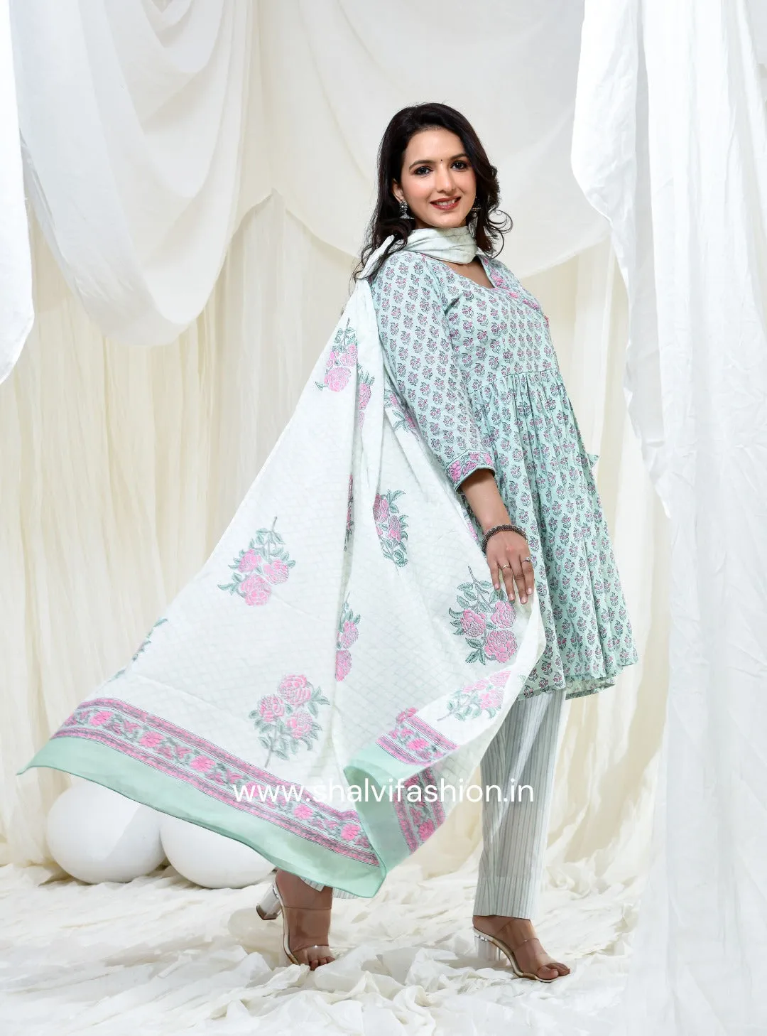 Bahar Buti Print Cotton Suit Set with Mulmul Dupatta (CSS130MUL)