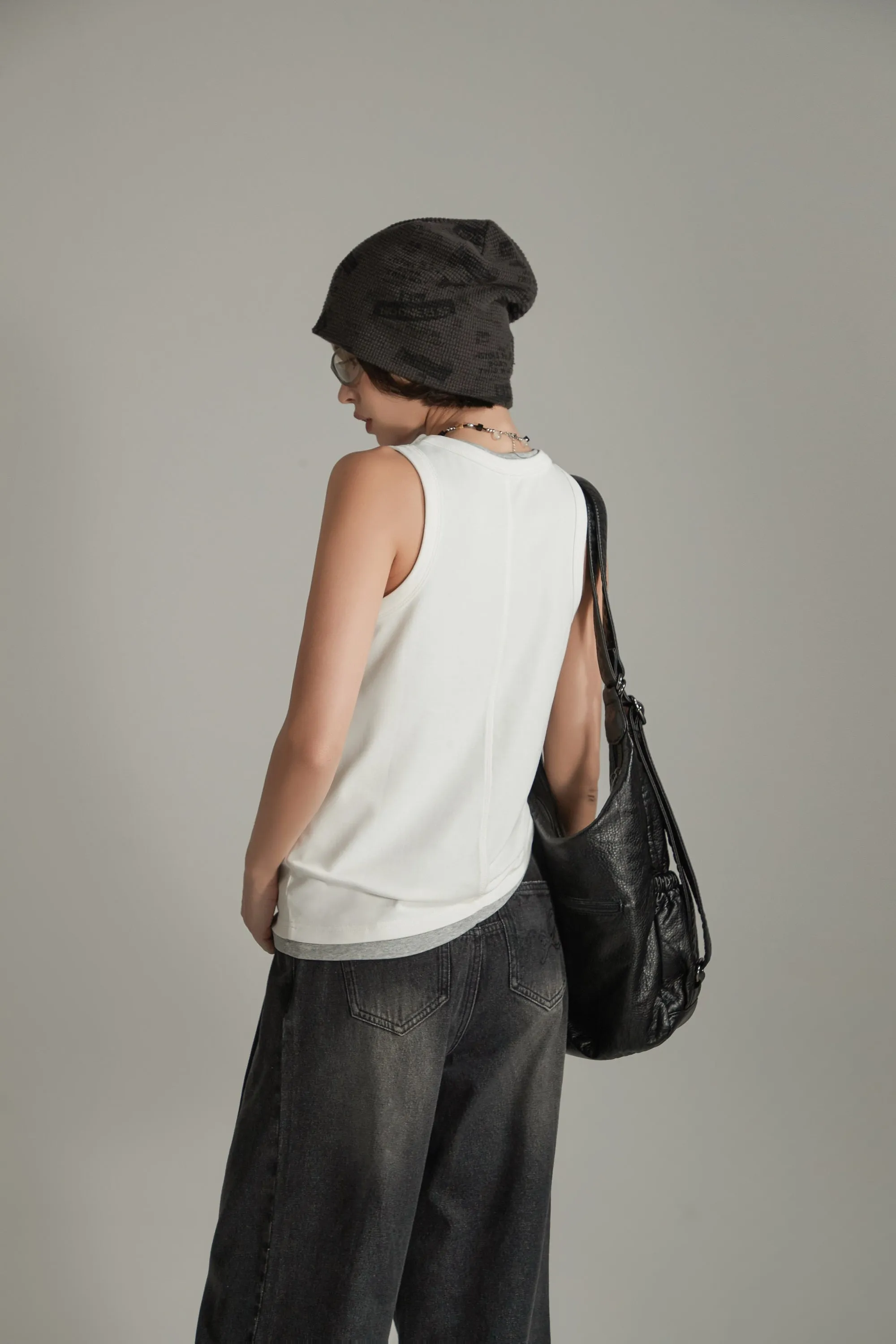 Basic Simple Sleeveless T-Shirt