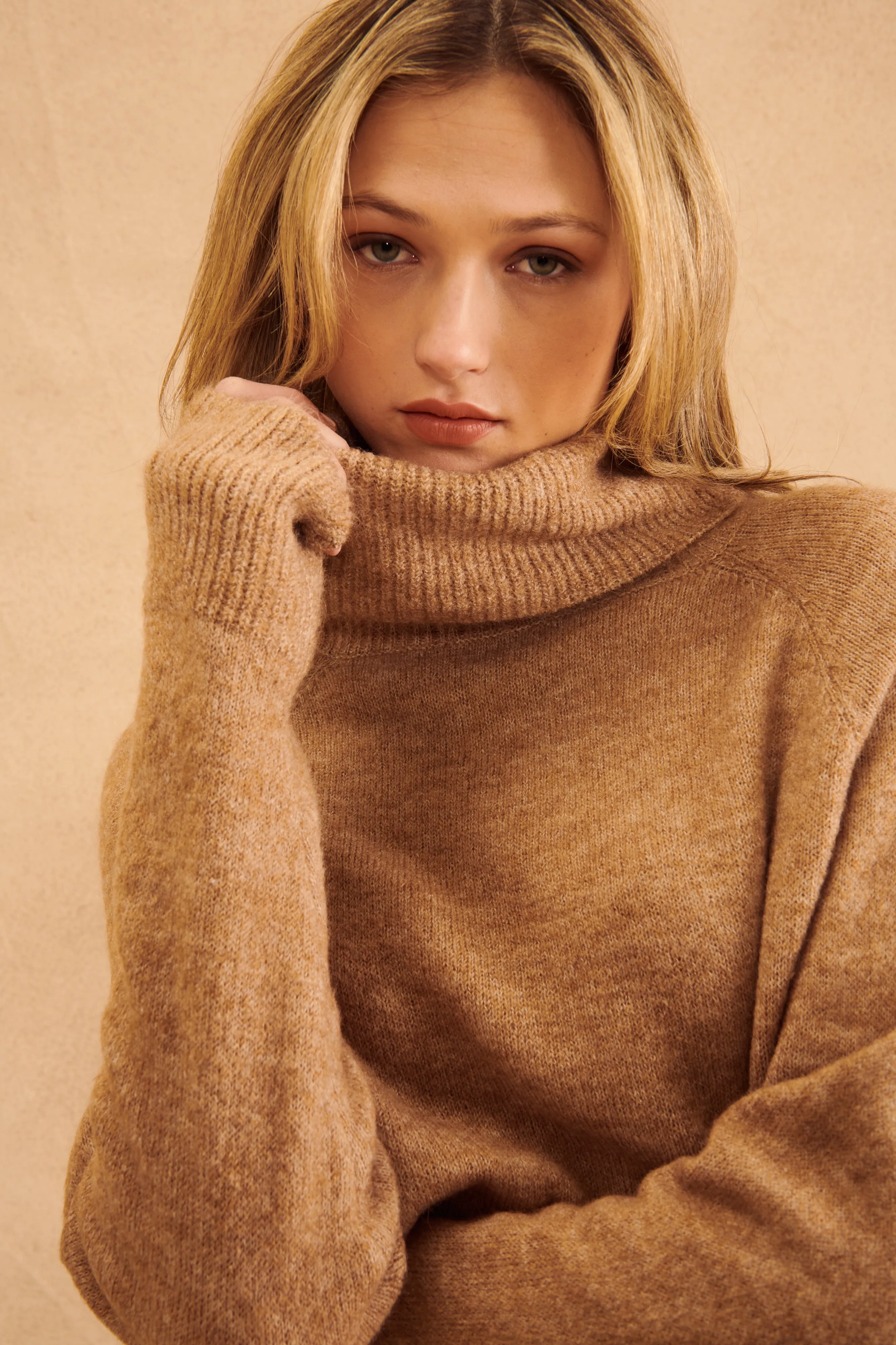 EMMETT SLOUCH NECK SWEATER