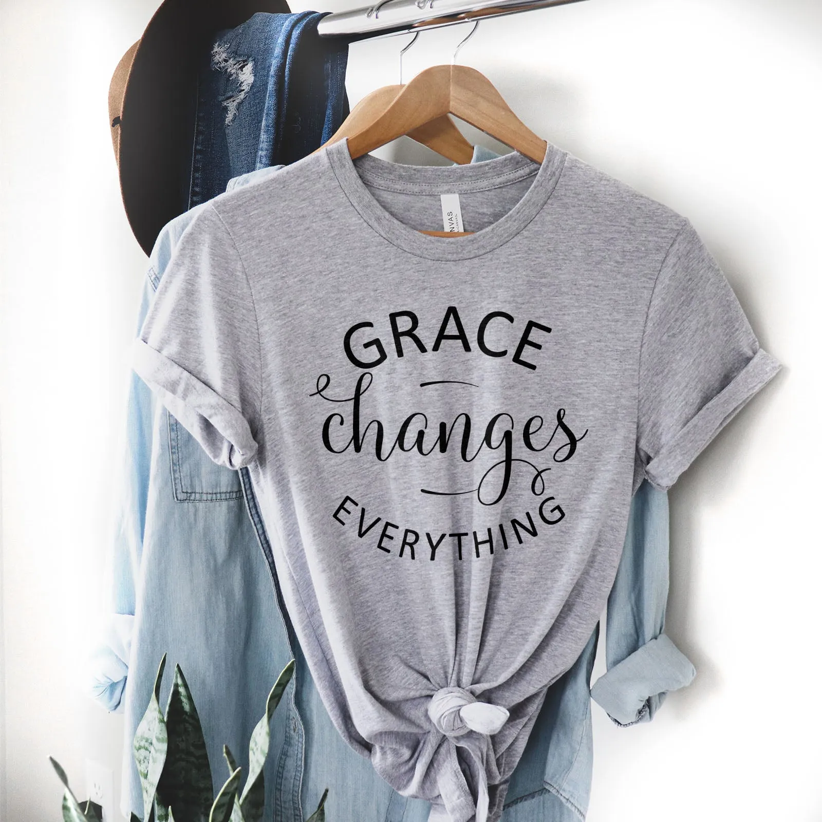 Grace Changes Everything - Round Tee