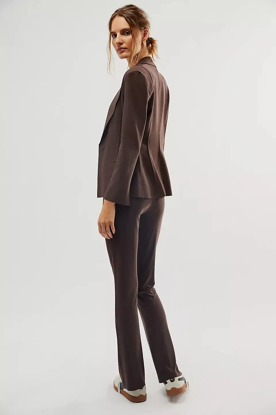 Kamali pant suit