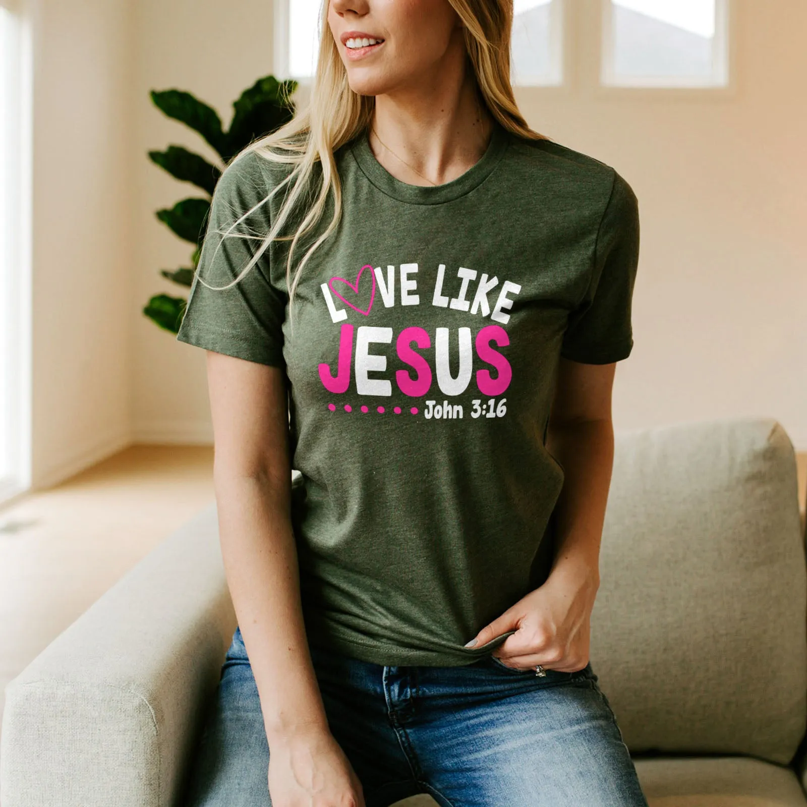 Love Like Jesus - John 3:16 Tee