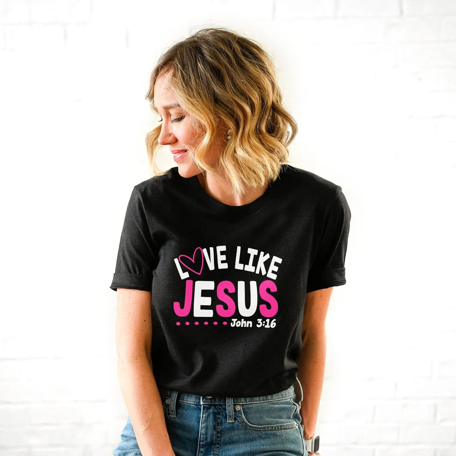 Love Like Jesus - John 3:16 Tee