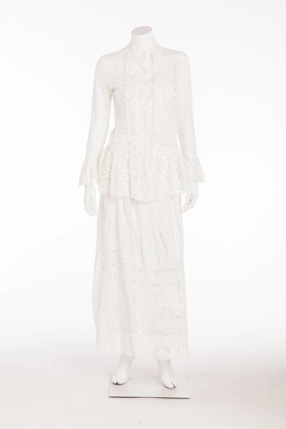 Oscar De La Renta - 2PC White Lace Long Sleeve Snap Button Top with Skirt - US 6